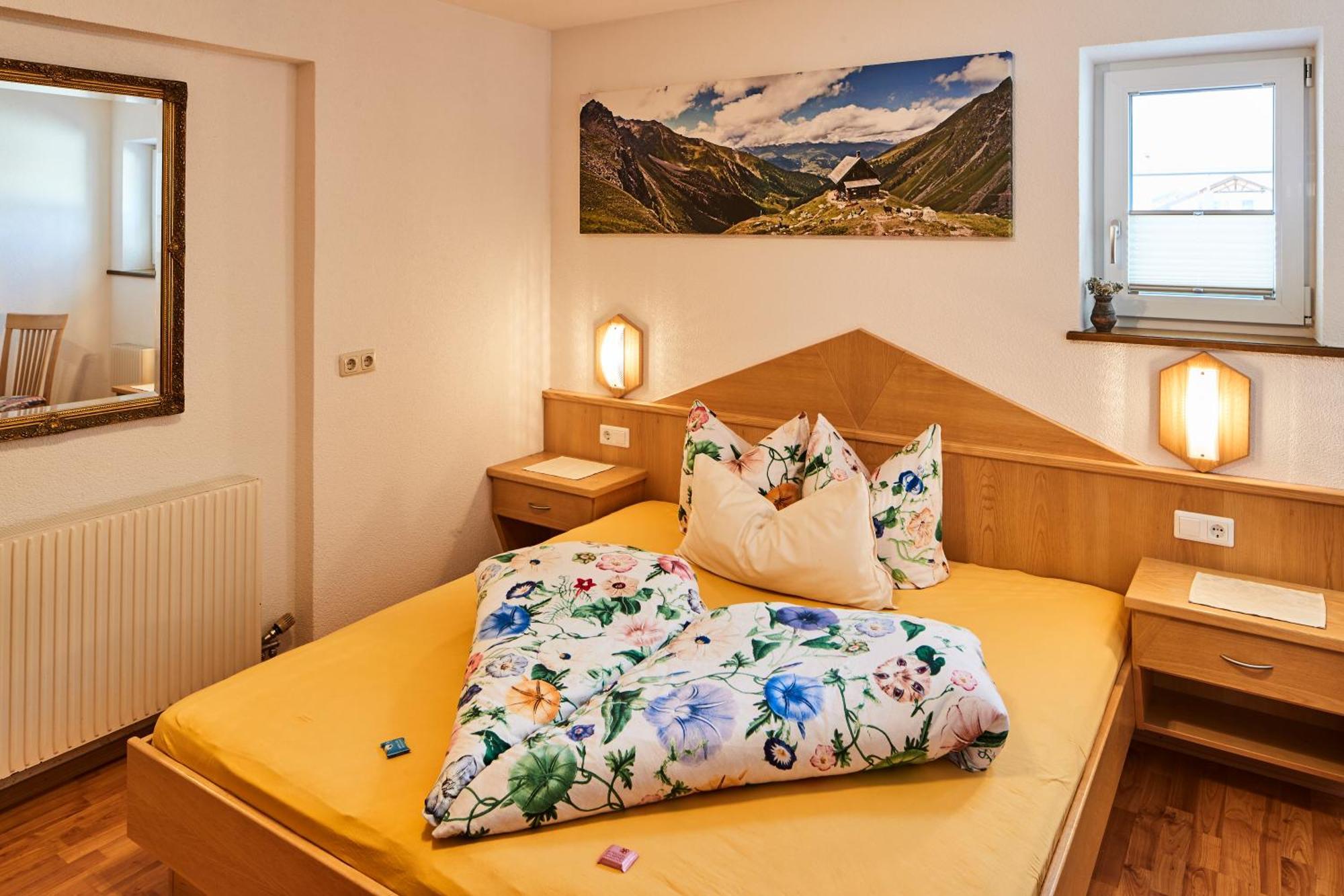 Das Edelweiss - Apartment Kuprian Ried im Oberinntal Buitenkant foto