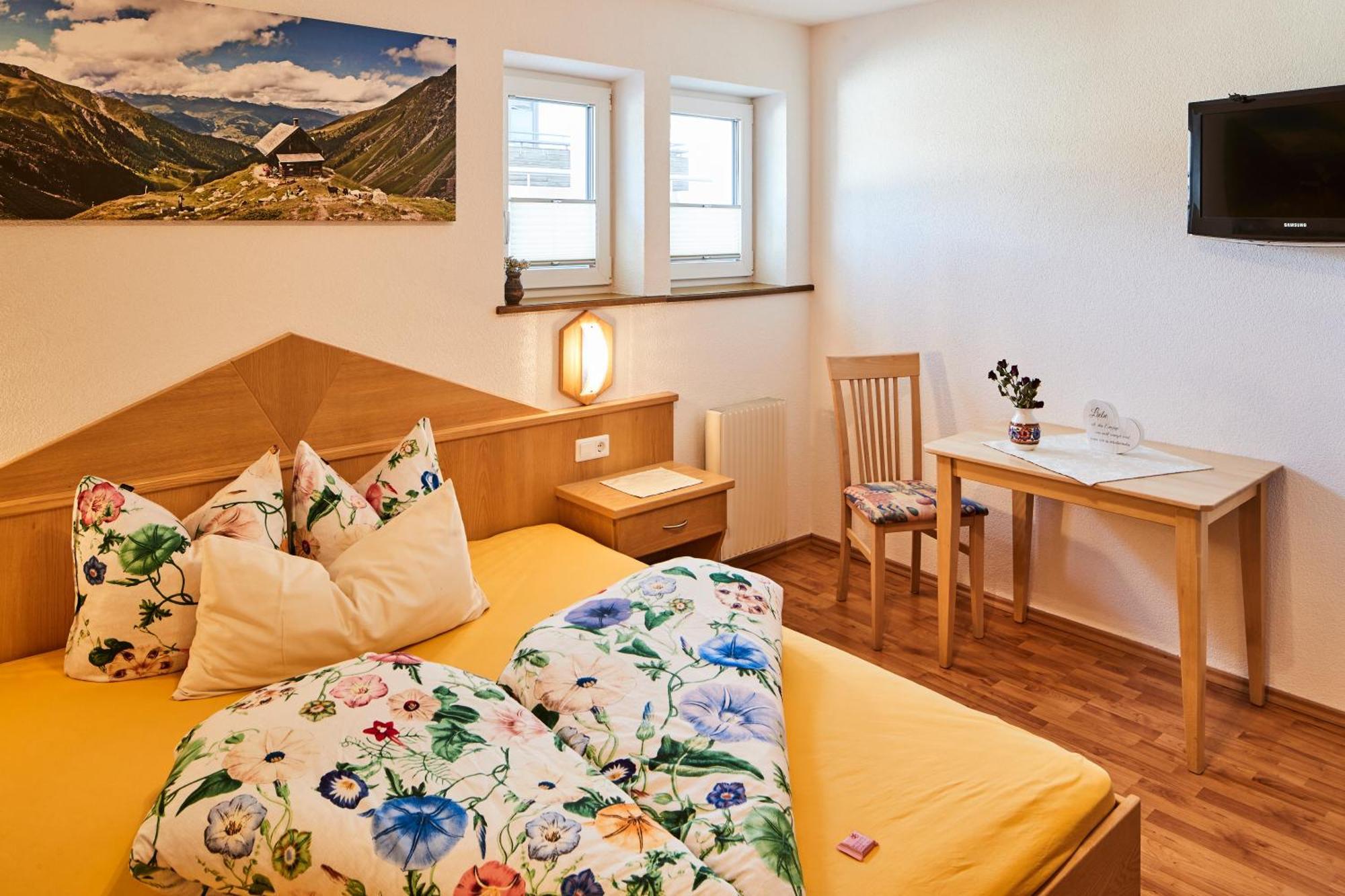 Das Edelweiss - Apartment Kuprian Ried im Oberinntal Buitenkant foto